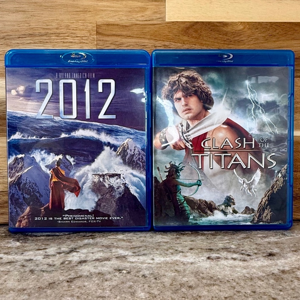 🎬 Blu‑ray Action Bundle  of 2 Movies – 2012 & Clash of the Titans 🎬